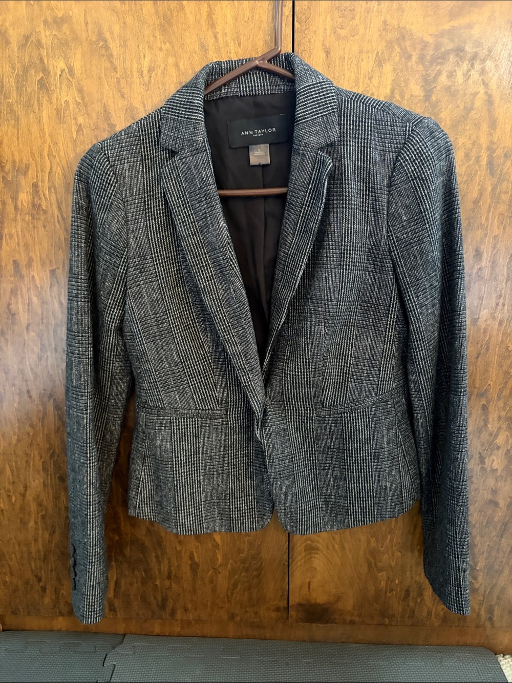 Ann Taylor Gray Plaid Structured Blazer